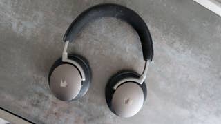 Noble Fokus Apollo headphones laid flat