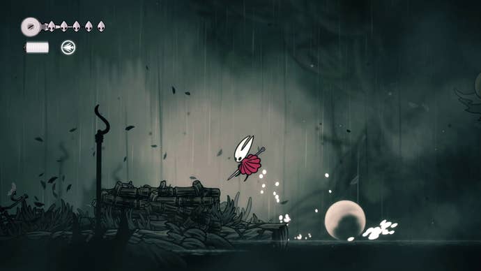 Hornet jumps over one of Moorwing's disc attacks in Hollow Knight: Silksong